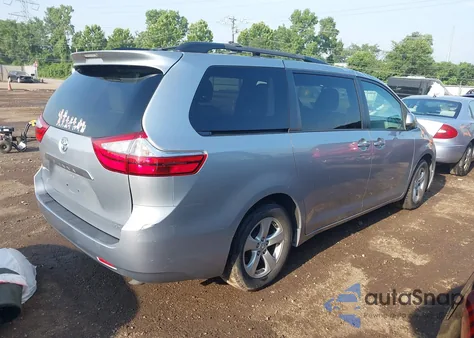 2015 Toyota Sienna Le 8 Passenger из США, поврежденный, VIN 5TDKK3DC2FS674908